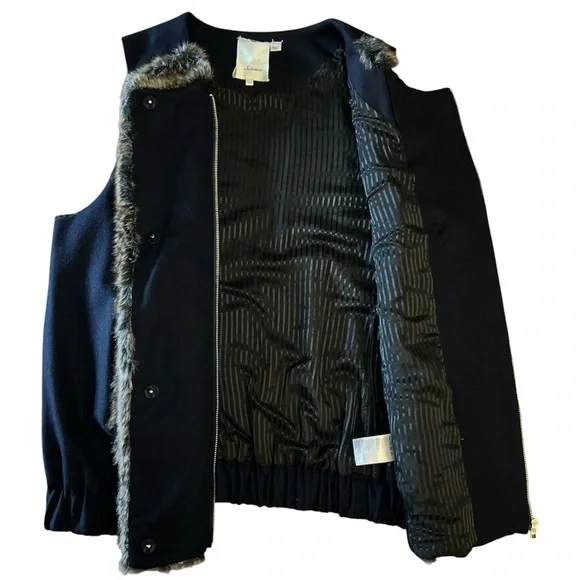 Elevenses Anthropologie Faux Fur and Navy Vest L - Picture 4 of 6